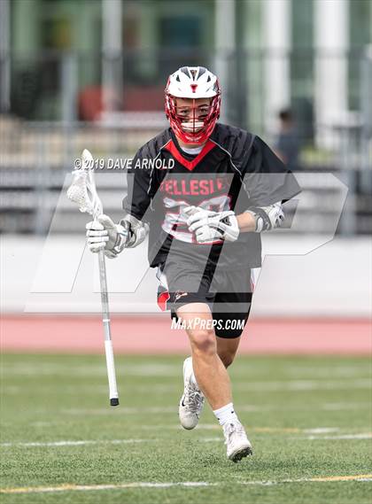 Thumbnail 3 in Wellesley @ Newton North (MIAA Division 1 South 1st Round) photogallery.