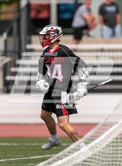 Thumbnail 3 in Wellesley @ Newton North (MIAA Division 1 South 1st Round) photogallery.