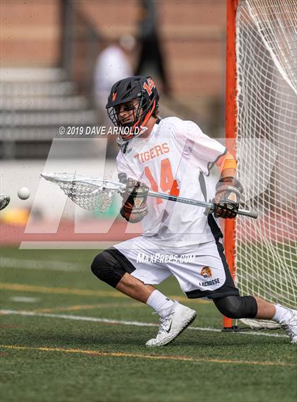 Thumbnail 3 in Wellesley @ Newton North (MIAA Division 1 South 1st Round) photogallery.