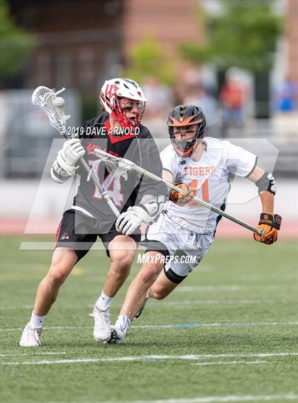 Thumbnail 2 in Wellesley @ Newton North (MIAA Division 1 South 1st Round) photogallery.