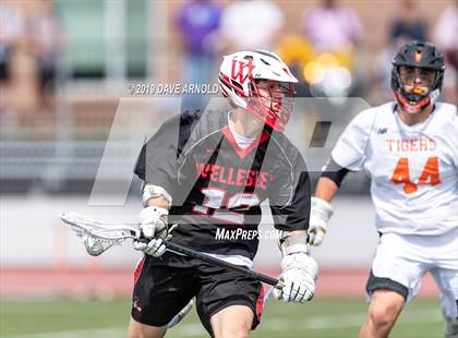 Thumbnail 2 in Wellesley @ Newton North (MIAA Division 1 South 1st Round) photogallery.