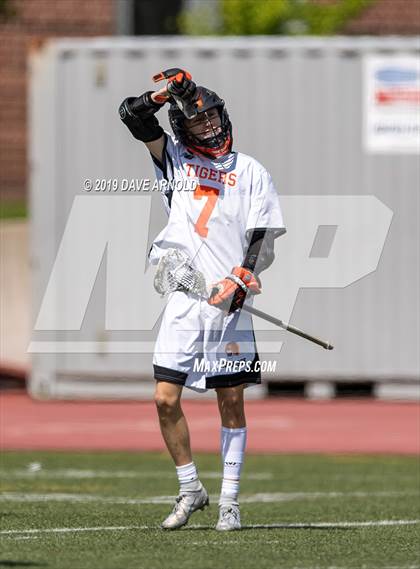 Thumbnail 3 in Wellesley @ Newton North (MIAA Division 1 South 1st Round) photogallery.