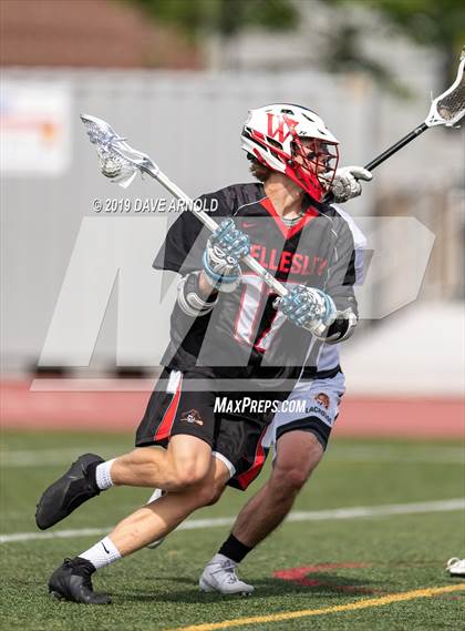 Thumbnail 3 in Wellesley @ Newton North (MIAA Division 1 South 1st Round) photogallery.