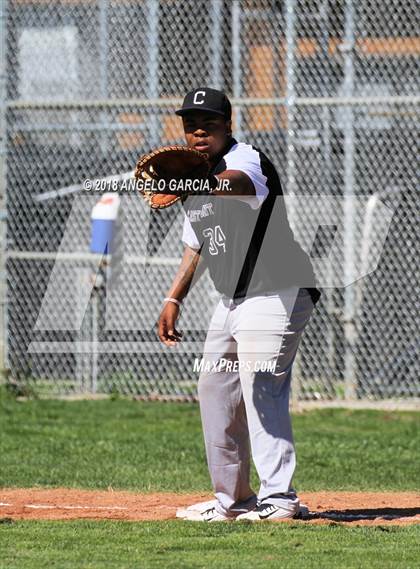 Thumbnail 3 in Castlemont vs Liberty photogallery.
