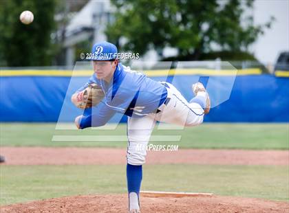 Thumbnail 3 in Acalanes vs. San Ramon Valley (NCS D1 1st Round Playoff) photogallery.