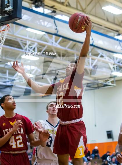Thumbnail 1 in Ithaca vs. Pine Bush (NYSPHSAA Class AA Regional Semifinal) photogallery.