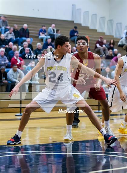 Thumbnail 3 in Ithaca vs. Pine Bush (NYSPHSAA Class AA Regional Semifinal) photogallery.