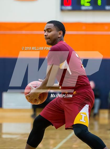 Thumbnail 3 in Ithaca vs. Pine Bush (NYSPHSAA Class AA Regional Semifinal) photogallery.