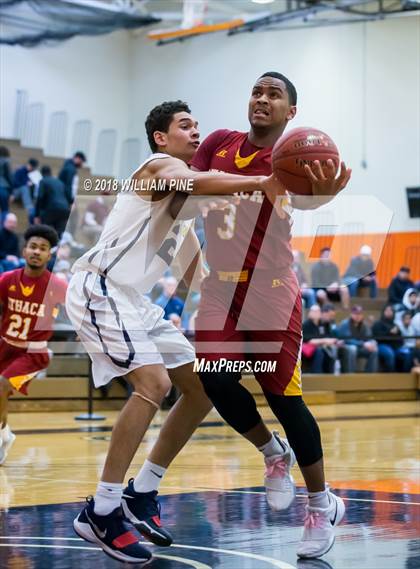 Thumbnail 1 in Ithaca vs. Pine Bush (NYSPHSAA Class AA Regional Semifinal) photogallery.