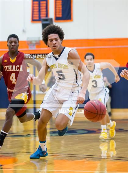 Thumbnail 2 in Ithaca vs. Pine Bush (NYSPHSAA Class AA Regional Semifinal) photogallery.