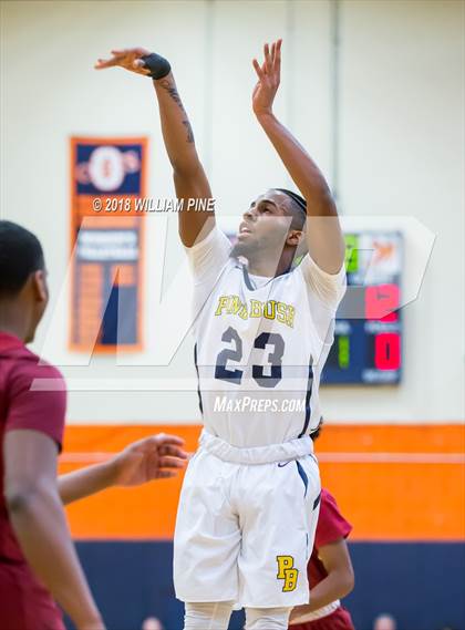 Thumbnail 3 in Ithaca vs. Pine Bush (NYSPHSAA Class AA Regional Semifinal) photogallery.