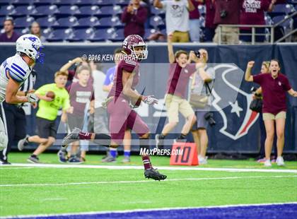 Thumbnail 1 in Cinco Ranch vs Friendswood (UIL 6A Regional Playoff) photogallery.