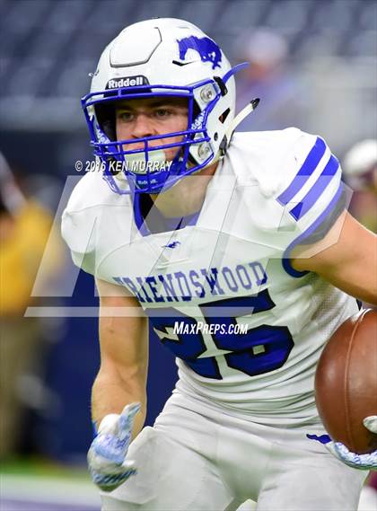 Thumbnail 1 in Cinco Ranch vs Friendswood (UIL 6A Regional Playoff) photogallery.