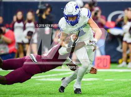 Thumbnail 1 in Cinco Ranch vs Friendswood (UIL 6A Regional Playoff) photogallery.