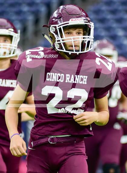 Thumbnail 3 in Cinco Ranch vs Friendswood (UIL 6A Regional Playoff) photogallery.