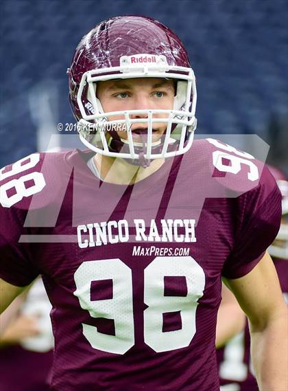 Thumbnail 2 in Cinco Ranch vs Friendswood (UIL 6A Regional Playoff) photogallery.