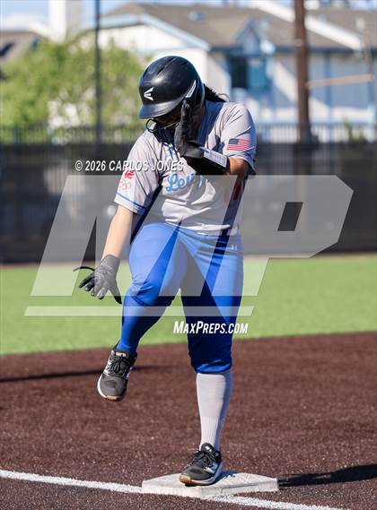 Thumbnail 2 in Hawthorne @ Leuzinger photogallery.
