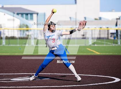 Thumbnail 1 in Hawthorne @ Leuzinger photogallery.