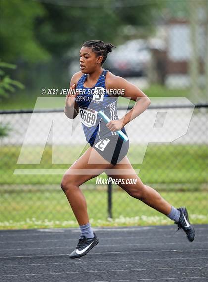 Thumbnail 1 in KHSAA Class A Region 3 Championship photogallery.