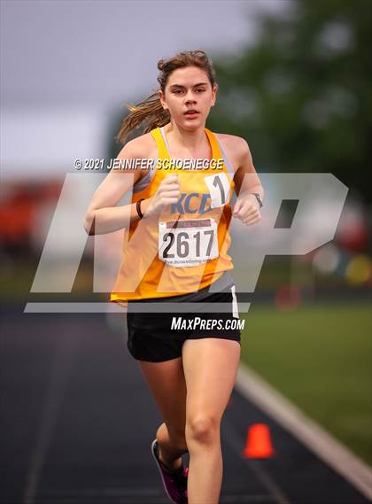 Thumbnail 3 in KHSAA Class A Region 3 Championship photogallery.