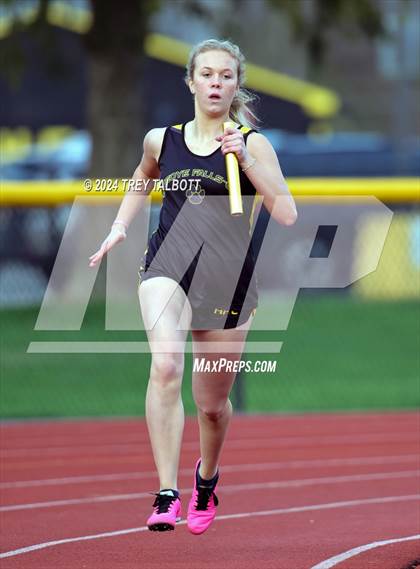 Thumbnail 2 in Canandaigua Academy @ Honeoye Falls-Lima photogallery.