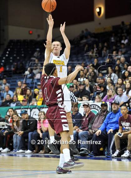 Thumbnail 3 in El Camino vs Kearny (CIF SDS D1 Final) photogallery.
