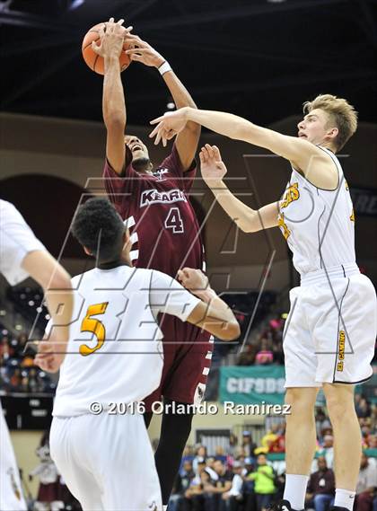 Thumbnail 2 in El Camino vs Kearny (CIF SDS D1 Final) photogallery.