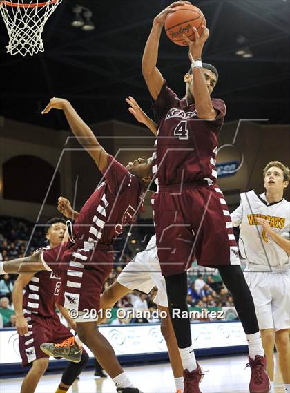 Thumbnail 2 in El Camino vs Kearny (CIF SDS D1 Final) photogallery.