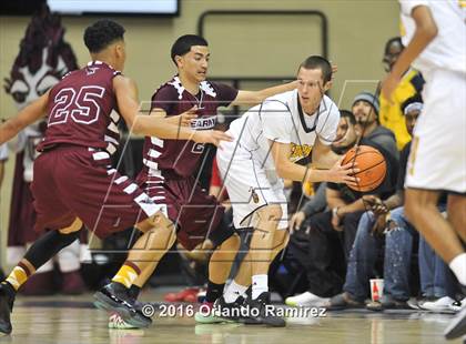 Thumbnail 3 in El Camino vs Kearny (CIF SDS D1 Final) photogallery.