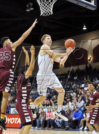 Thumbnail 3 in El Camino vs Kearny (CIF SDS D1 Final) photogallery.