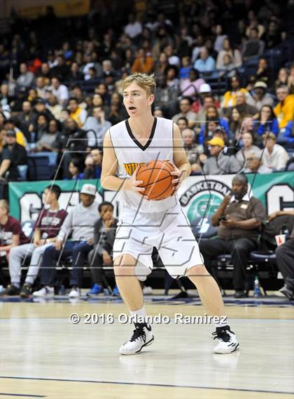 Thumbnail 2 in El Camino vs Kearny (CIF SDS D1 Final) photogallery.