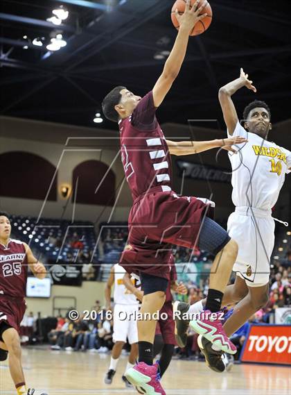Thumbnail 2 in El Camino vs Kearny (CIF SDS D1 Final) photogallery.