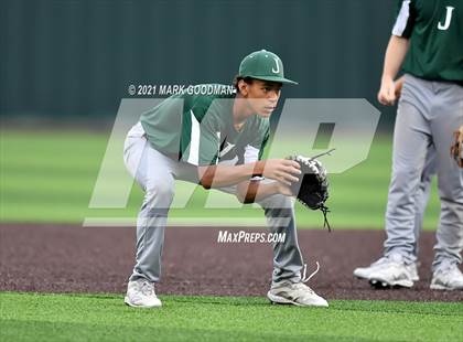 Thumbnail 2 in Tompkins vs Strake Jesuit (UIL 6A Regional Semifinal, Game 2) photogallery.
