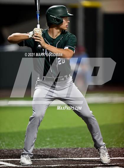 Thumbnail 3 in Tompkins vs Strake Jesuit (UIL 6A Regional Semifinal, Game 2) photogallery.