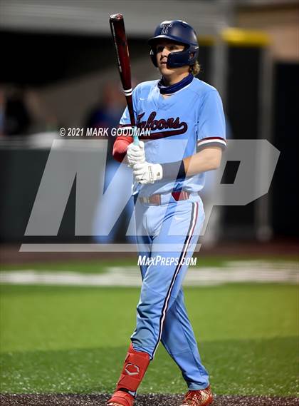 Thumbnail 1 in Tompkins vs Strake Jesuit (UIL 6A Regional Semifinal, Game 2) photogallery.