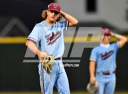 Thumbnail 2 in Tompkins vs Strake Jesuit (UIL 6A Regional Semifinal, Game 2) photogallery.