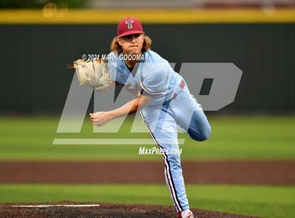 Thumbnail 1 in Tompkins vs Strake Jesuit (UIL 6A Regional Semifinal, Game 2) photogallery.