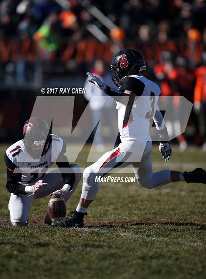 Thumbnail 1 in Strasburg vs. Bennett (CHSAA 1A Semifinal) photogallery.
