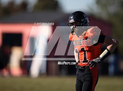 Thumbnail 2 in Strasburg vs. Bennett (CHSAA 1A Semifinal) photogallery.