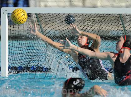 Thumbnail 1 in Rosary vs Palos Verdes (Holiday Cup Classic) photogallery.