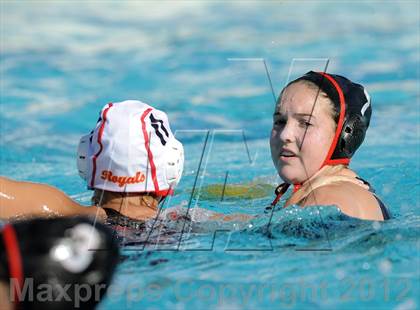 Thumbnail 3 in Rosary vs Palos Verdes (Holiday Cup Classic) photogallery.