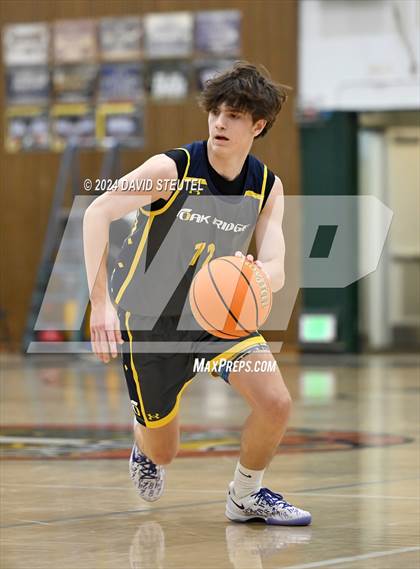 Thumbnail 3 in Oak Ridge vs. Rio Americano (Jack Scott Tournament) photogallery.