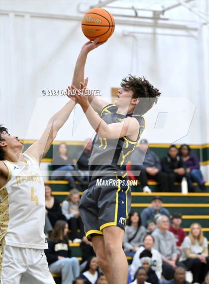 Thumbnail 1 in Oak Ridge vs. Rio Americano (Jack Scott Tournament) photogallery.