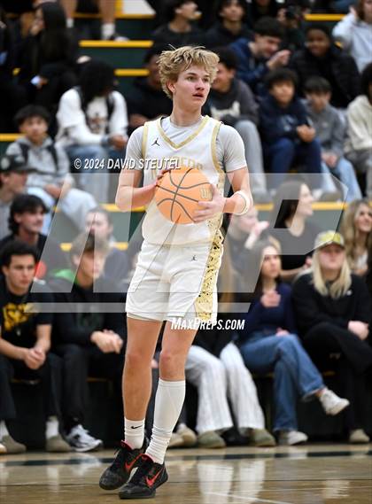 Thumbnail 2 in Oak Ridge vs. Rio Americano (Jack Scott Tournament) photogallery.