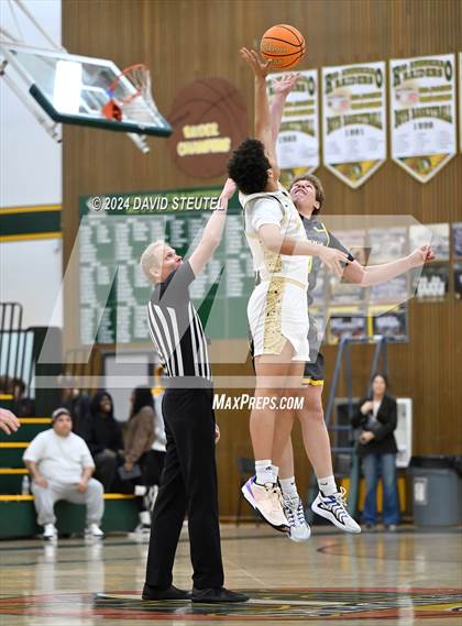 Thumbnail 1 in Oak Ridge vs. Rio Americano (Jack Scott Tournament) photogallery.