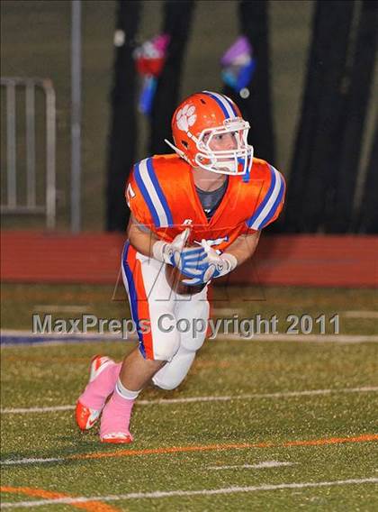 Thumbnail 2 in Warren Central @ Madison Central photogallery.