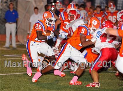 Thumbnail 2 in Warren Central @ Madison Central photogallery.