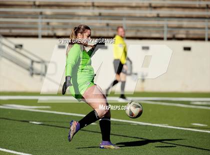 Thumbnail 3 in Mansfield vs Southlake Carroll photogallery.