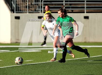 Thumbnail 2 in Mansfield vs Southlake Carroll photogallery.