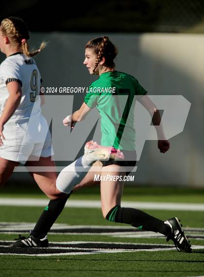 Thumbnail 3 in Mansfield vs Southlake Carroll photogallery.